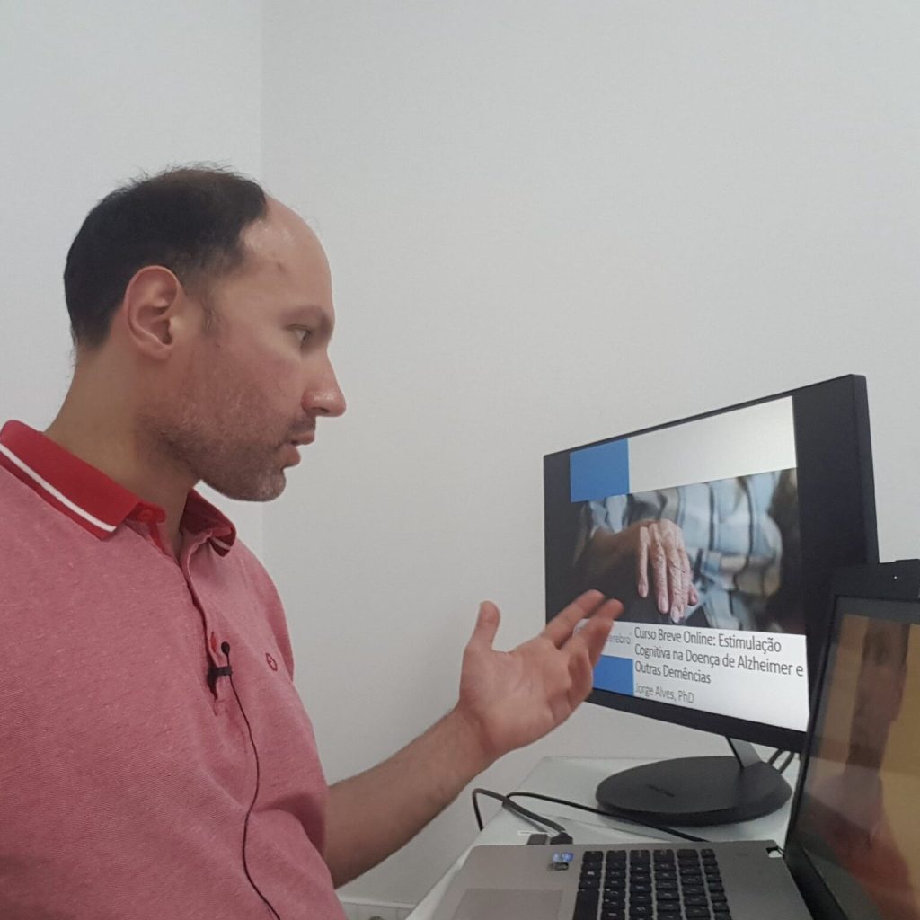 Notícias 5 Centro CEREBRO promoveu 9ª edição online do Curso “Estimulação Cognitiva na Doença de Alzheimer e Outras Demências”