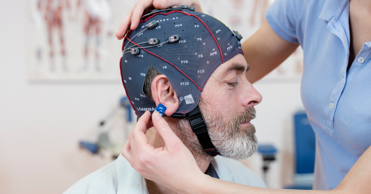 Aplicação da terapia recoveriX em paciente vítima de AVC Aplicação da terapia recoveriX em paciente vítima de AVC